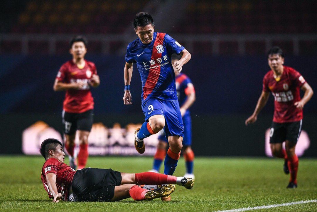 塞尔塔本赛季的表现并不理想，15轮联赛过后只有1胜6平8负的成绩，以9个积分排名联赛第18位，在少赛一场的情况下，与身前安全区的加的斯有4分之差，可见球队短时间内还不能跳出降级区。